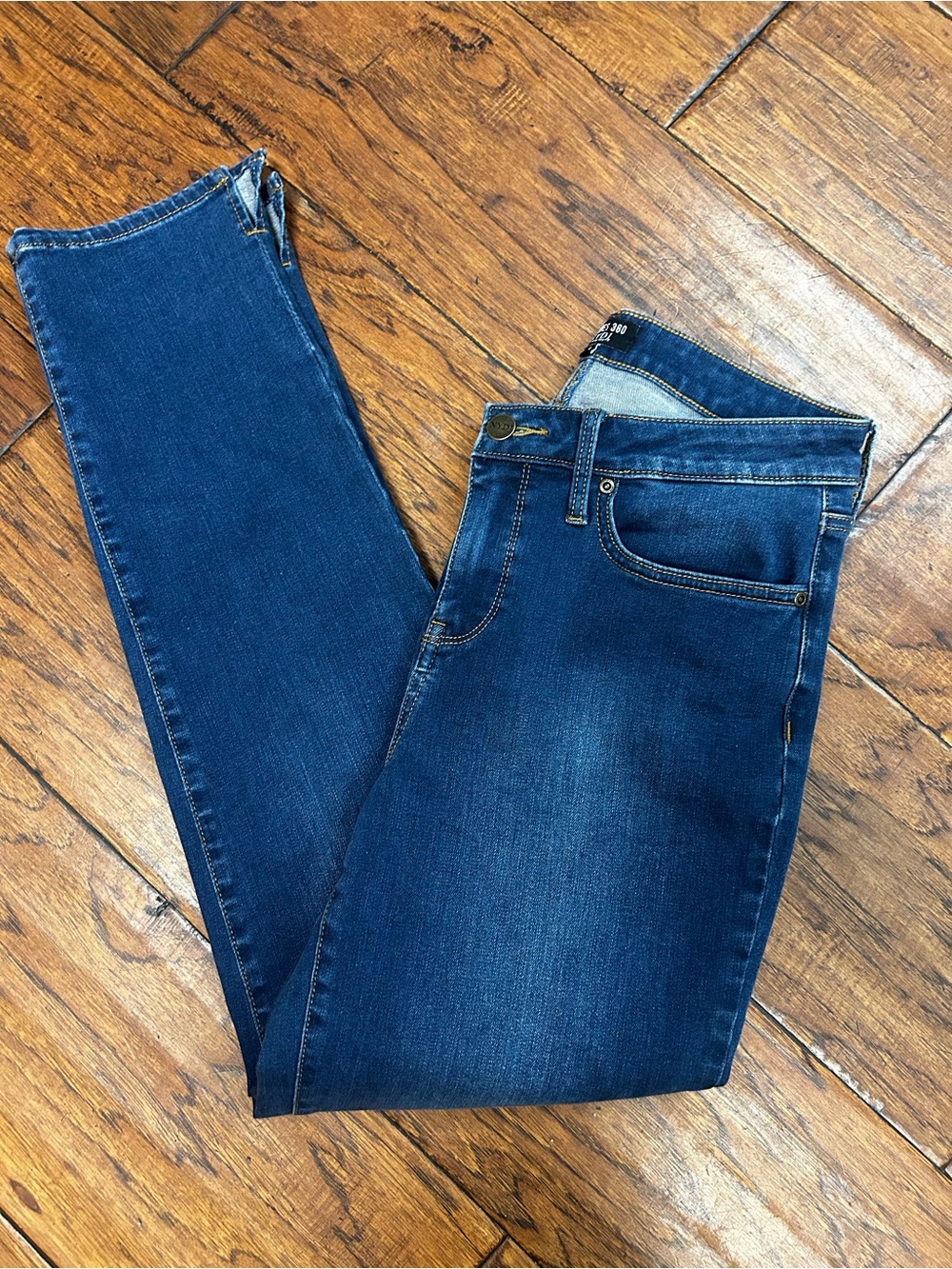 NYDJ Curves 360 dark denim Straight Leg Jeans